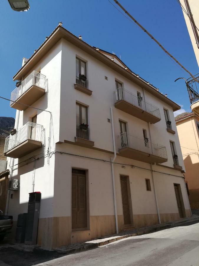 Le Sette Meraviglie Castellammare del Golfo Extérieur photo